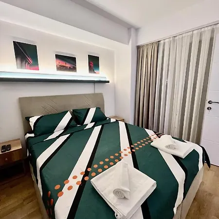 Corner Penthouse In The Centar Of סקופיה