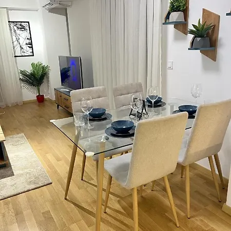 Corner Penthouse In The Centar Of דירה *