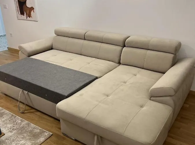 Апартаменти Corner Penthouse In The Centar Of