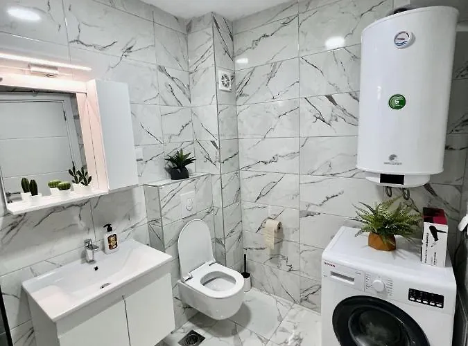 Апартаменти Corner Penthouse In The Centar Of *