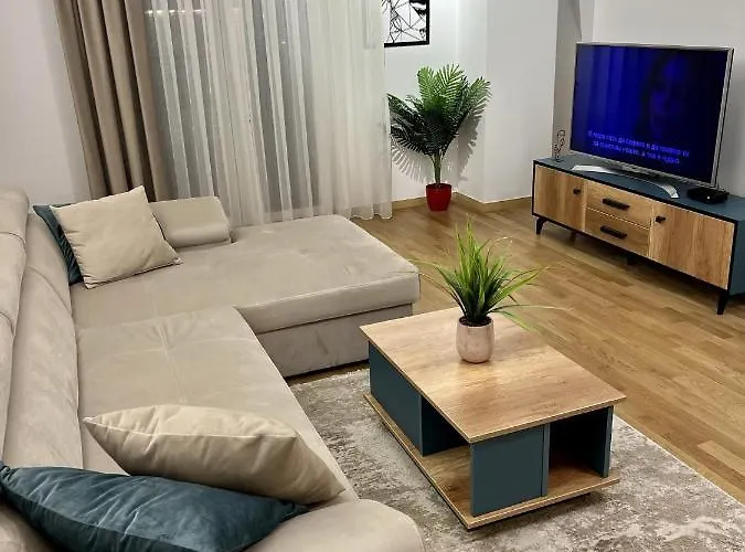 Corner Penthouse In The Centar Of Апартаменти *